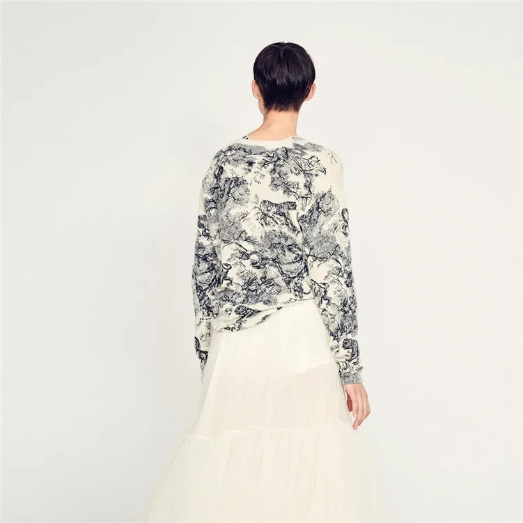 Runway Designer Sweaters 2018 Vintage Black Tiger zoo Print Sweater Women Long Sleeve Knitted Loose Pullover Sweater Runway Designer Sweaters 2018 Vintage Black Tiger zoo Print Sweater Women Long Sleeve Knitted Loose Pullover Sweater