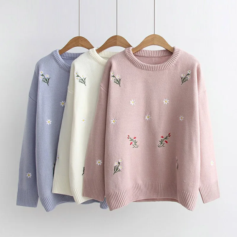 

OLGITUM 2019 Fashion New Women Round Collar Embroidered Knitted Pullover Solid Color Sweater With Flower Women Top