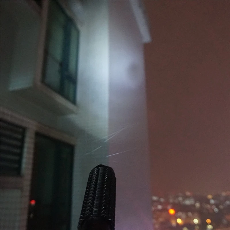 Outdoor Emergency Anti Wolf Self De-fense Tools Torch Lamp Powerful Emergency Defensive Lamp with LED Flashlight Outdoor Emergency Anti Wolf Self De-fense Tools Torch Lamp Powerful Emergency Defensive Lamp with LED Flashlight