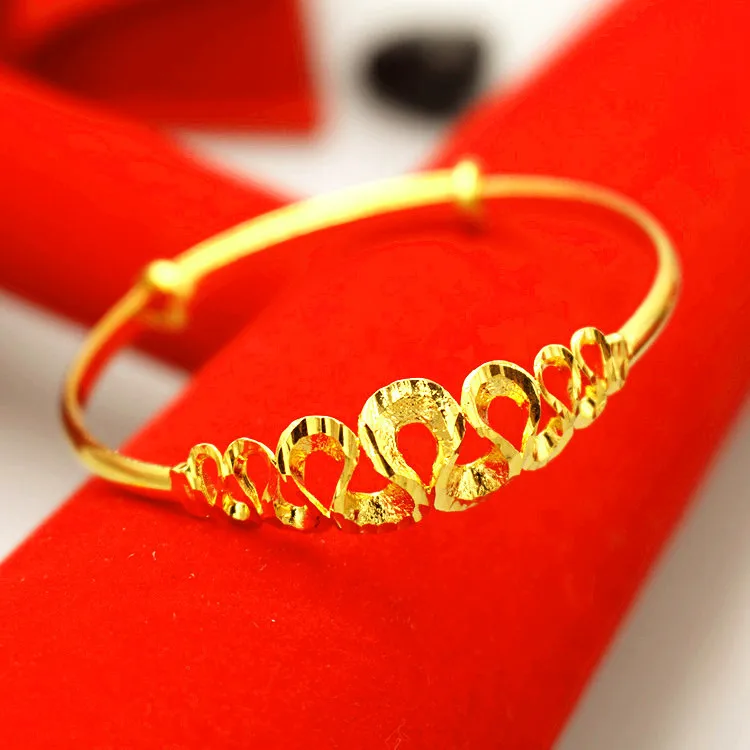 3115230764_208875949