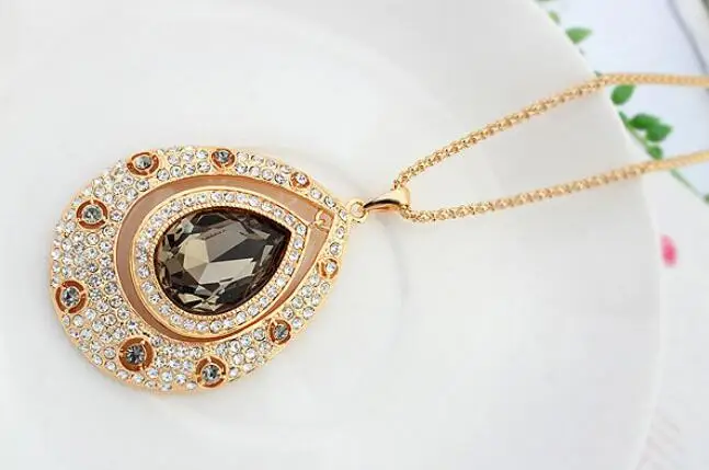 Кристаллами от Swarovski элегантное женское золотистое длинное ожерелье с цепочкой