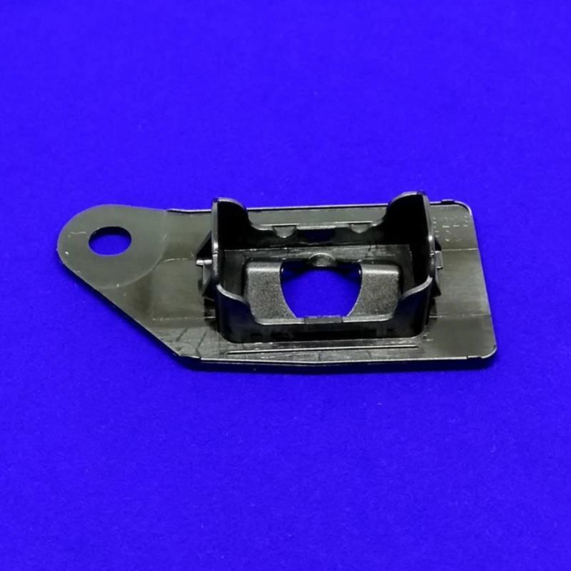 HTB1IHnMKeuSBuNjSsziq6zq8pXaq