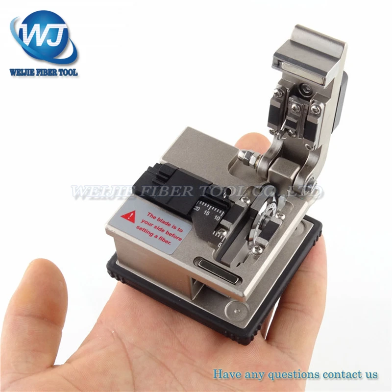 

FB-1688 optical fiber cutting knife cable fiber cleaver hot melt cold joint general high precision optical fiber cutting knife
