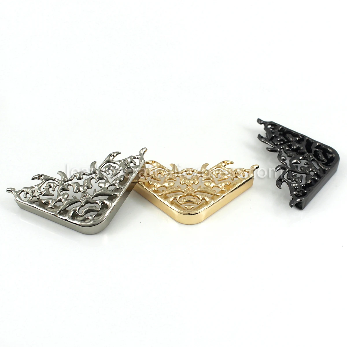 2pcs Metal Bag Corner Protectors With Screws for Leather Craft Purse