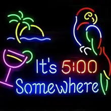 На заказ это 5 часов 5:00 где-то стеклянный неоновый светильник знак
