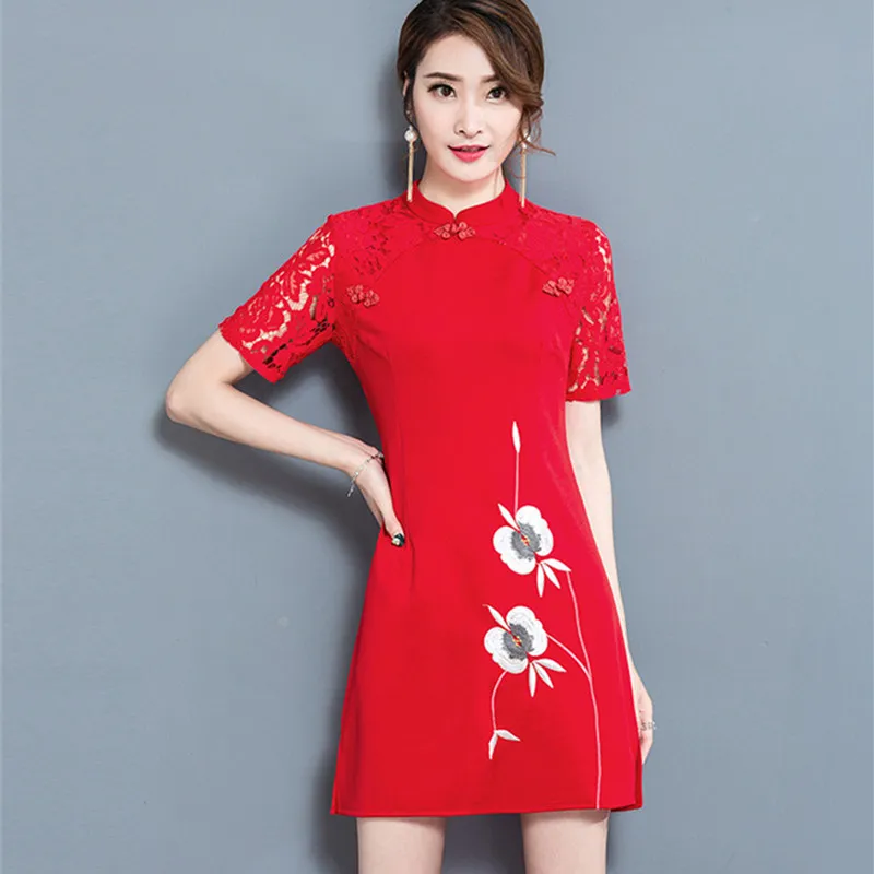 

Summer Traditional Chinese Dress Female Retro Lace Stitching Slim Package Hip Short Sleeve Embroidered Cheongsam 3XL