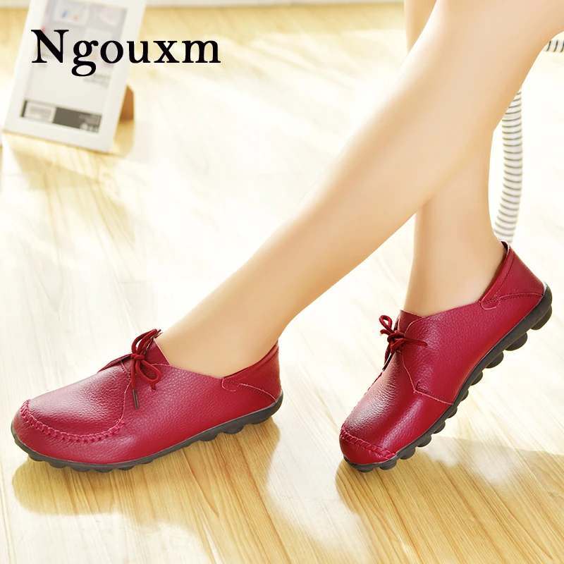 Meilleur Ngouxm de Femmes Véritable Chaussures En Cuir Femme Dentelle Up Femelle Main Confortable Doux Casual Appartements Femmes Chaussures Dames