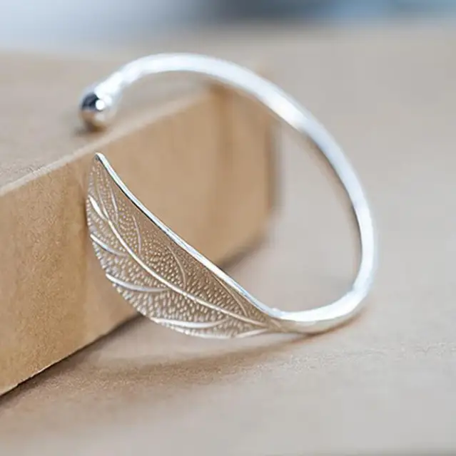 Yiustar Fashion Open Leaf Bracelet Cuff Bangles For Women Birthday Yiustar Fashion Open Leaf Bracelet Cuff Bangles For Women Birthday Gift