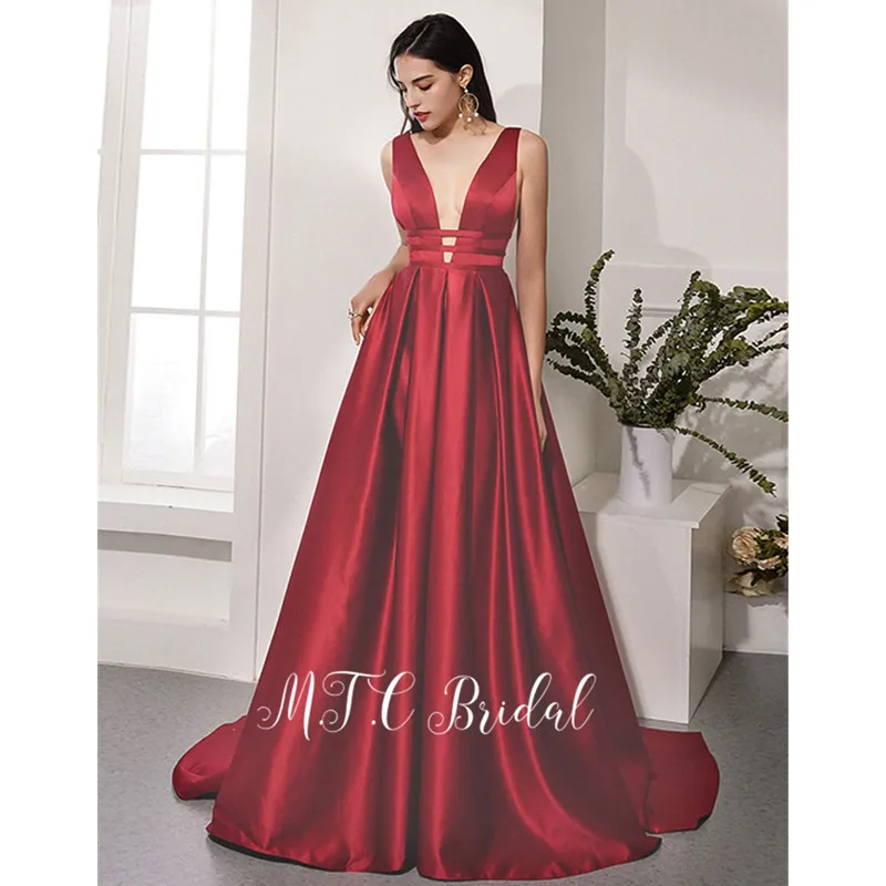 

Newest 2019 Burgundy Long Satin Formal Evening Dress Backless A Line Deep V Neck Sexy Prom Gowns Hot Selling Women Party Dresses