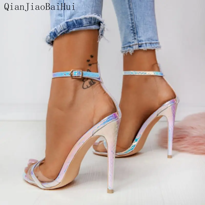 

women sandals