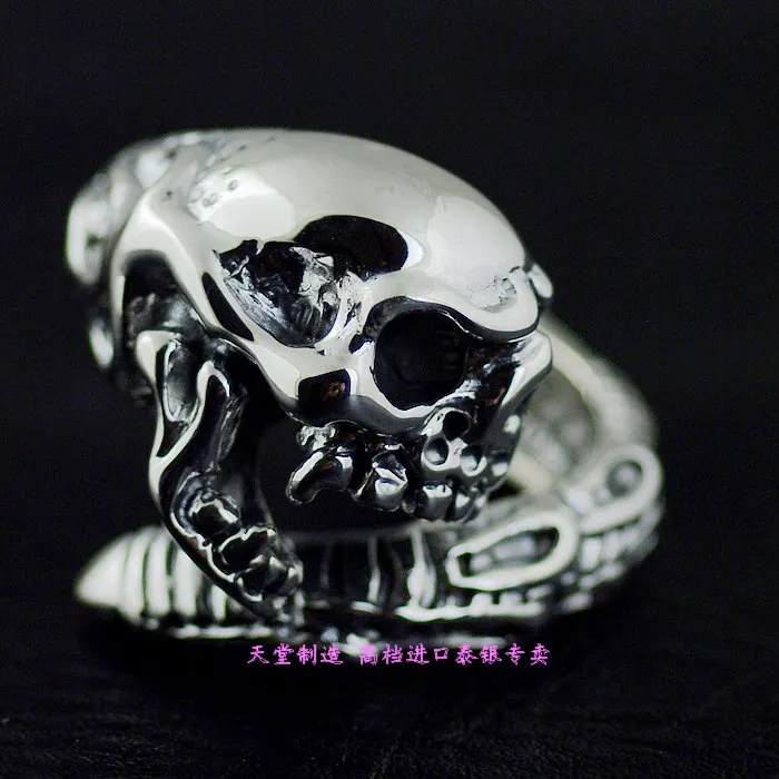

Thai silver open ring skull