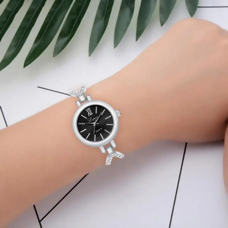 

Lvpai Women Watches Flowing Diamond Dial Design Luxury Fashion Dress Quartz Watch Pearl Rhinestone Decor Wristwatch Gift