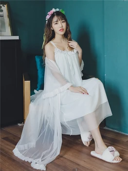 

Vintage Robe Lace Nightgown Set For Ladies Embroidery Sleepwear Princess Robe Gowns Women New Fashion