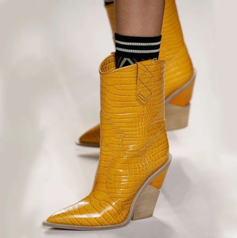 

Pink Pointed toe cowboy booties White crocodile-embossed ankle boots Distinctive heel Party Shoes Two-toned heels