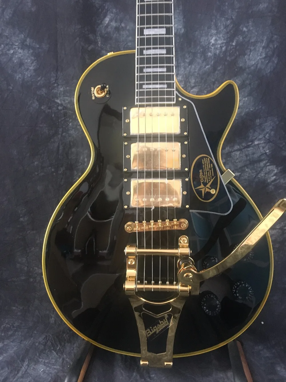 Free Shipping Custom Paul Black 3 Pickups Golden Hardware Electric Guitar with Bigsby Free Shipping Custom Paul Black 3 Pickups Golden Hardware Electric Guitar with Bigsby