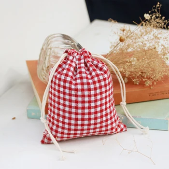 

5pcs 19x24cm Red White Lattice Cotton Drawstring Bag Jewelry Packaging Bags Wedding Christmas Gift Pouches Bag Cotton Linen Bag