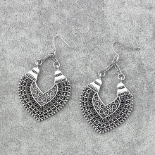 

1pair Antique Silver Heart Earrings Ethnic Tribal Aztec Hippy Boho Dangle Statement Earring With Big Hook