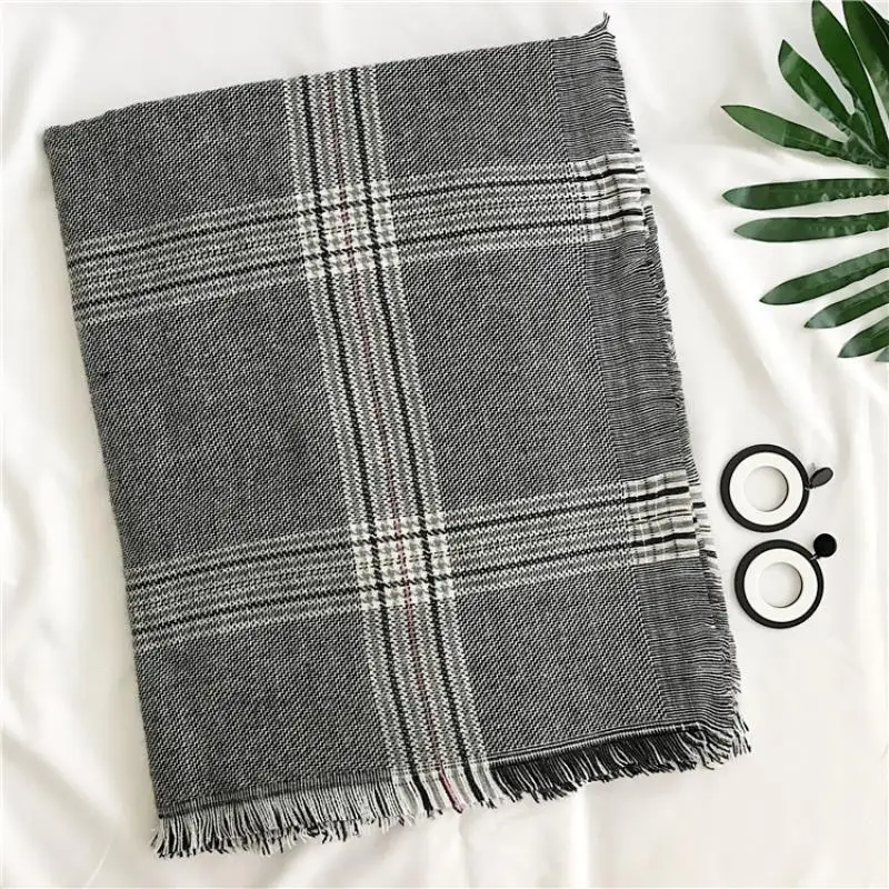 3 Colors High quality fashion lady feel camel dark plaid scarf thick autumn and winter models large shawl