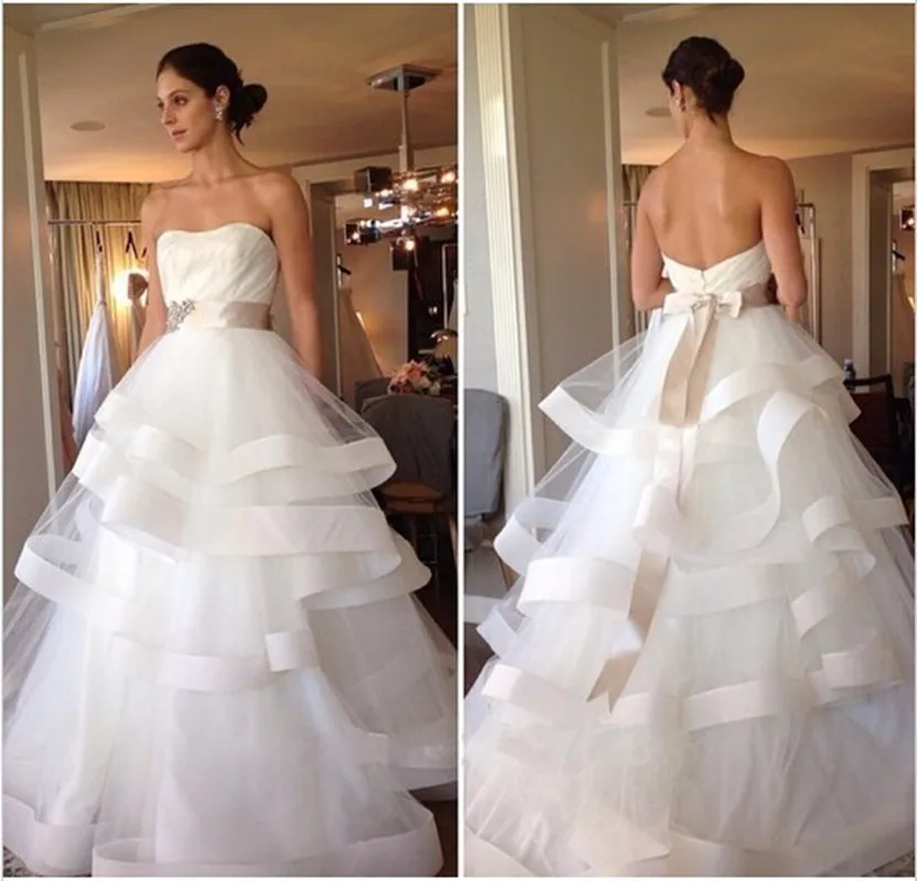 Vintage 2016 New White Strapless Tulle Layered Skirt Wedding Dress With