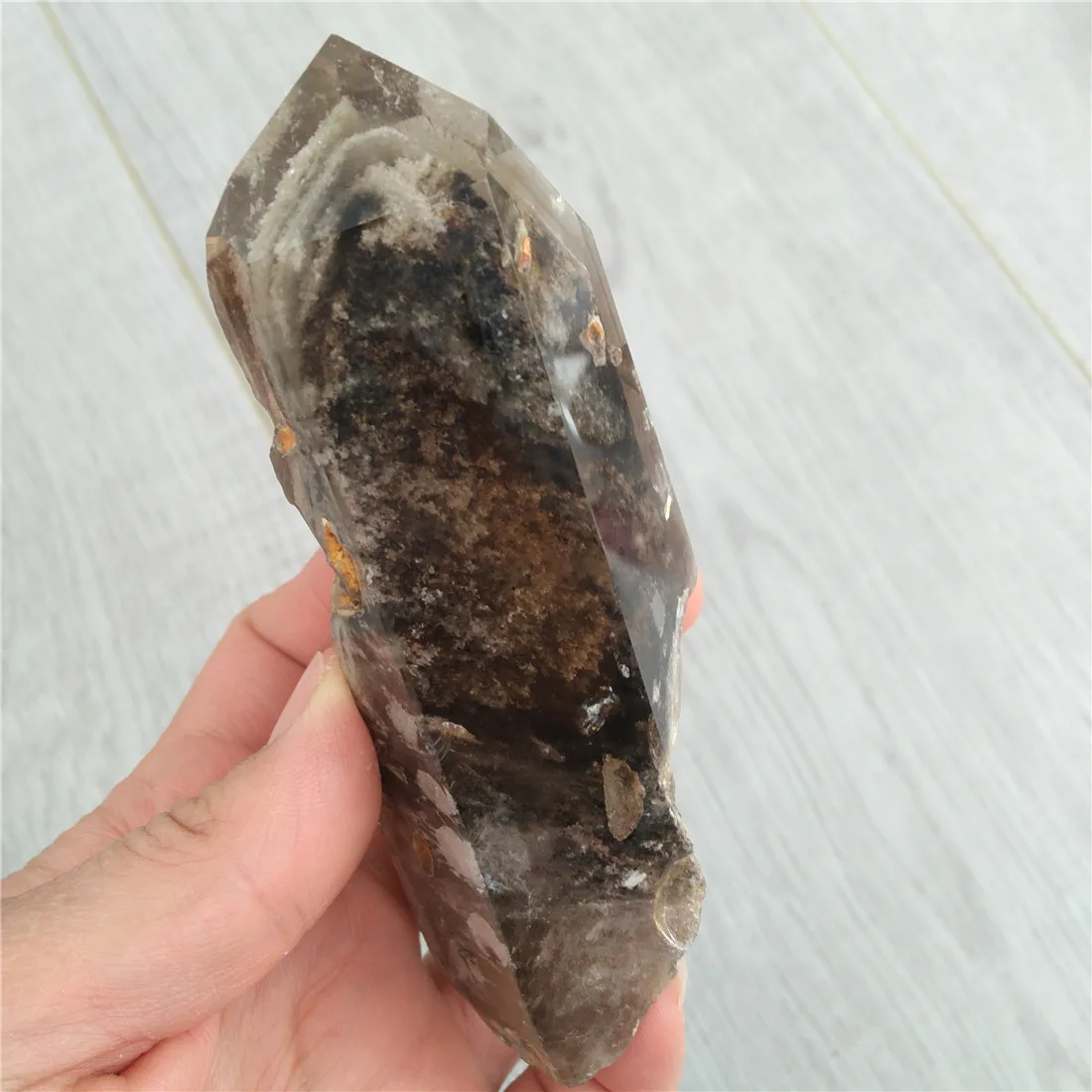 Каменные камни с Кристал фантом кристаллы призрака Wicca Cristal Islande Pierre Naturelle Cristaux