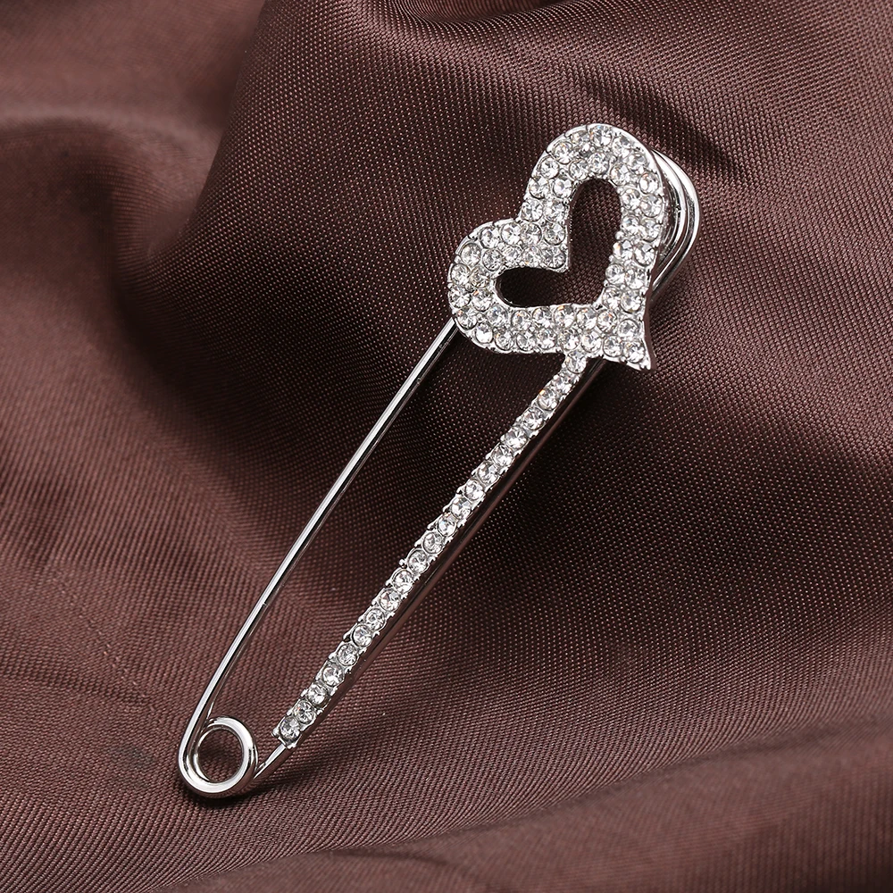 New Arrival Silver Color Crystal Heart Brooches for Women Brooch Pins