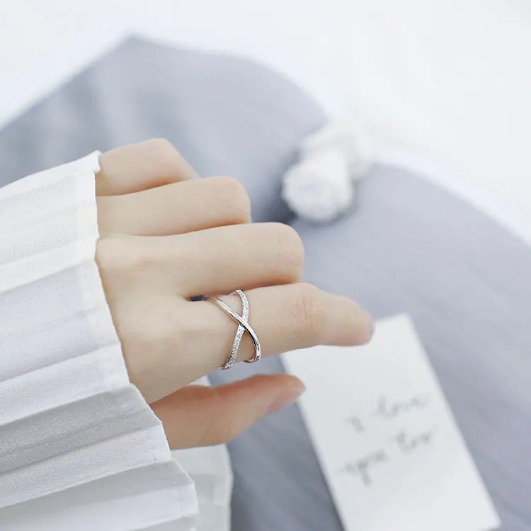 

Thin 100% Authentic 925 Sterling Silver Fine Jewelry SMALL CZ SET "X" Geometric Criss Cross Ring J61 WHOLESALE