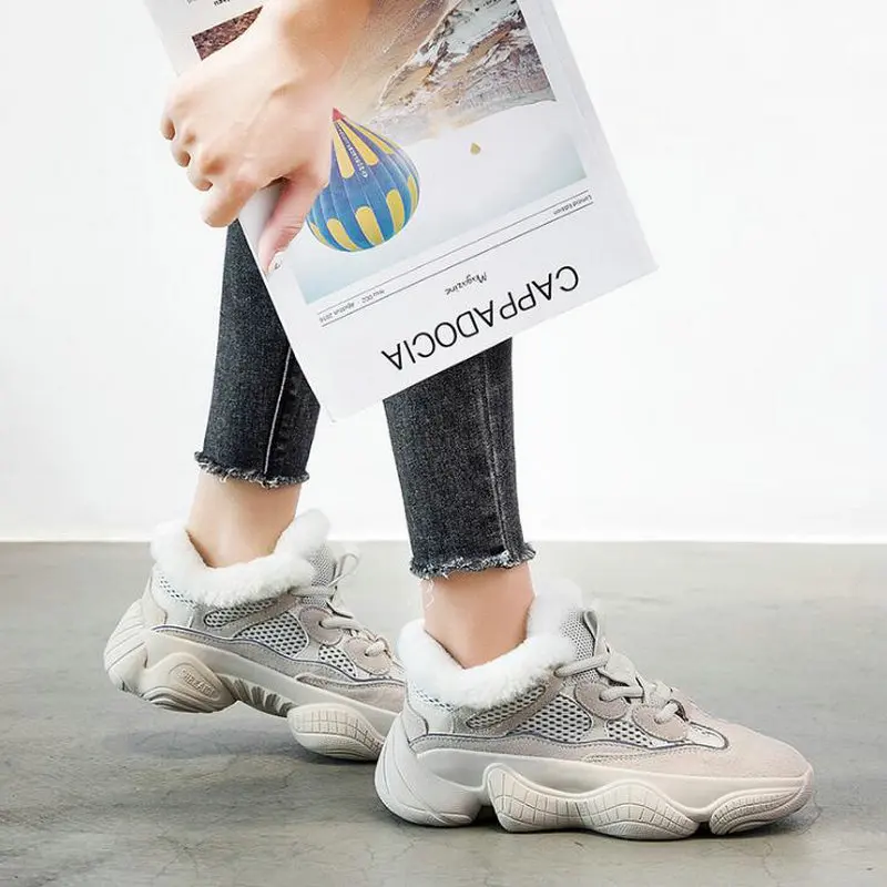 

2019 New Fashion Flock leather shoes woman Thick bottom casual sneaker shoes winter warm with fur snow flats shoes LG-59