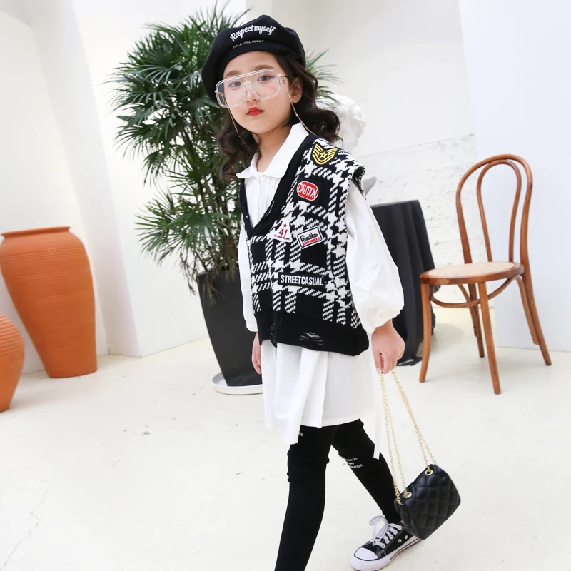 

Girls jacket 2019 spring new children's plaid sleeveless sleeveless loose casual knit vest sweater
