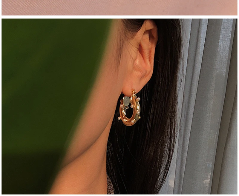 Pearl-Hoops_04