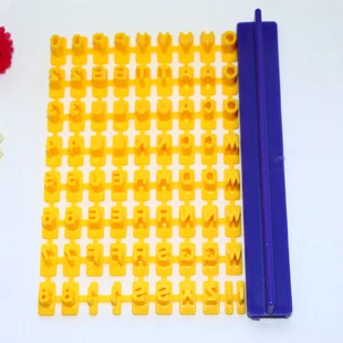26 букв в форме желтый с фиолетовым два Цвета Cookie и Инструменты для тортов Форма для пирога изображения Пластик материалы Кондитерские Инструменты