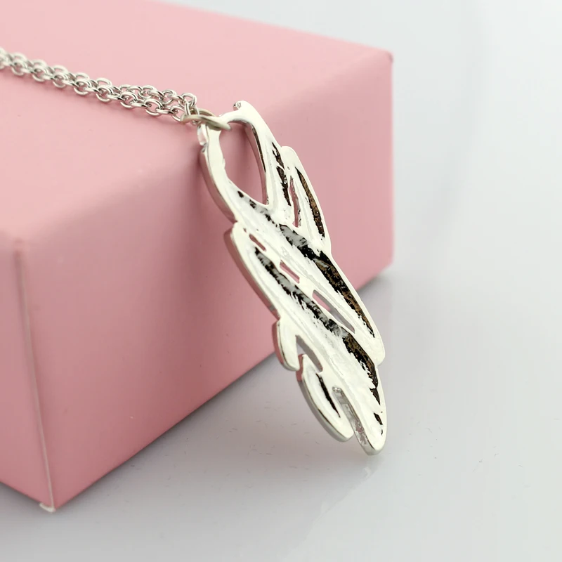 Necklace for Men Necklace Dead Space Alloy Pendent Necklace Movie Jewelry Gift For Fans Necklace for Men Necklace Dead Space Alloy Pendent Necklace Movie Jewelry Gift For Fans