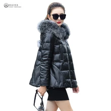 2017New Для женщин Натуральная кожаные пальто овчины белая утка вниз верхняя одежда мех лисы пальто с капюшоном из натуральной кожи куртка Женский OK1098