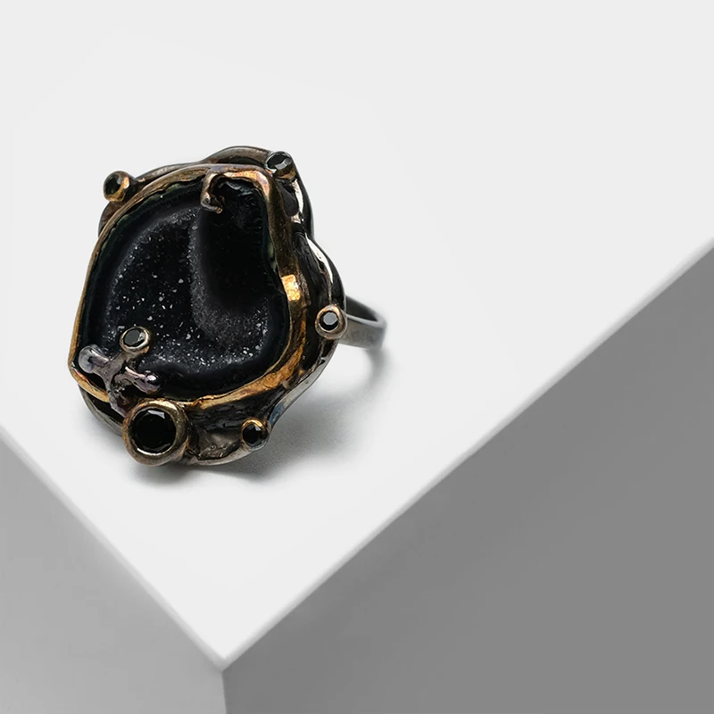 

Vintage 925 Silver Exaggerated exquisitely irregular design inlaid semi-precious stone quartz Rings