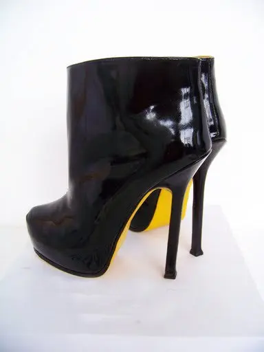 trendy high heel boots