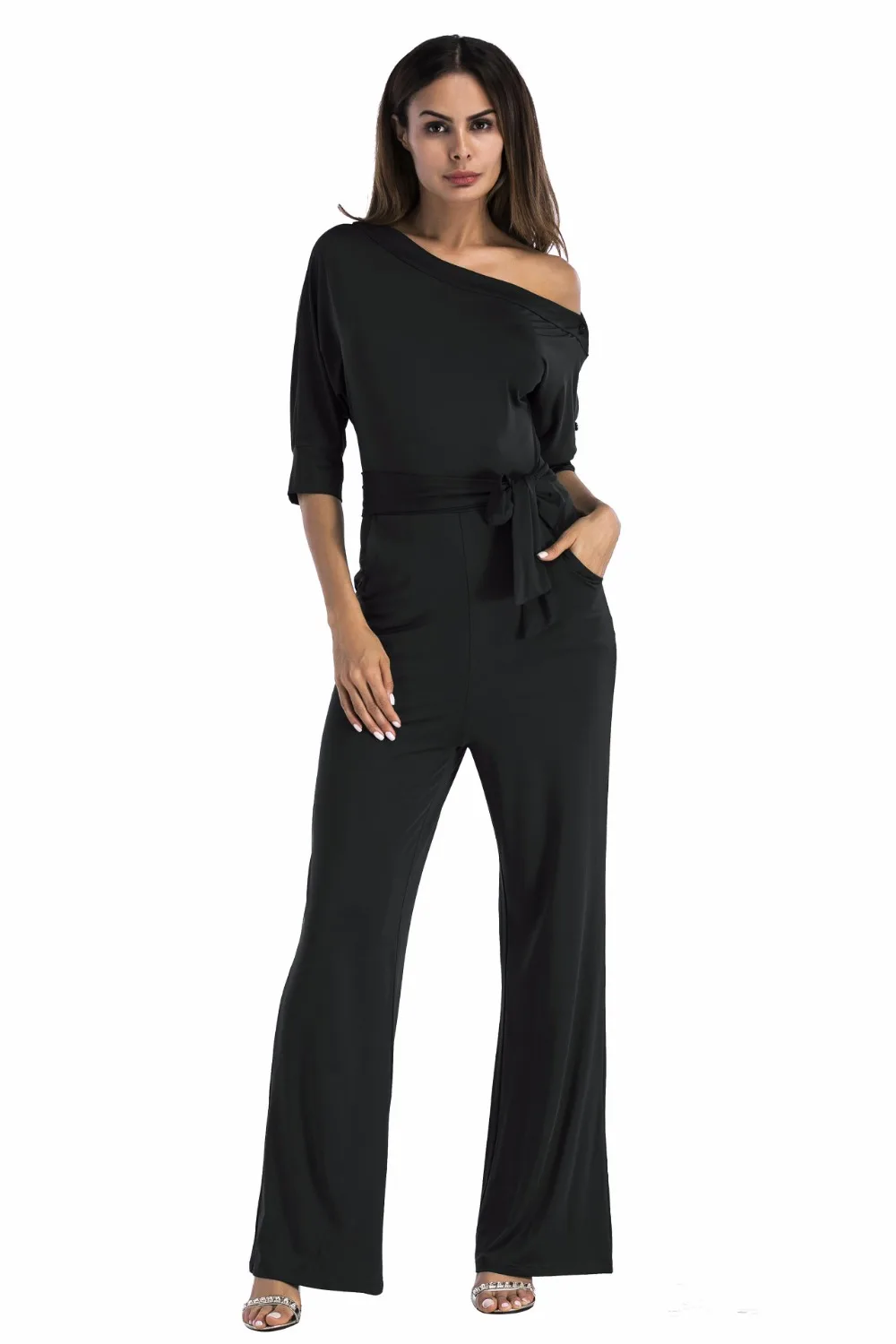 5076334933_659804251