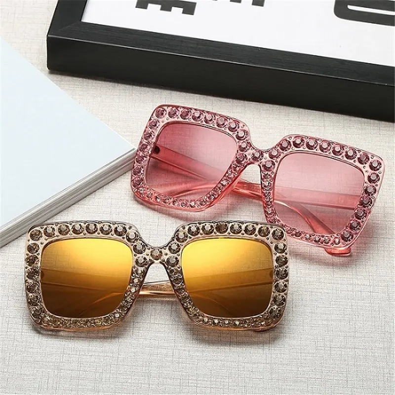 

2019 M MISM New 8 Colors Fashion Light Weight Multicolor Sunglasses Women Square Sunglass Goggles Sun Glasses With Rhinestones