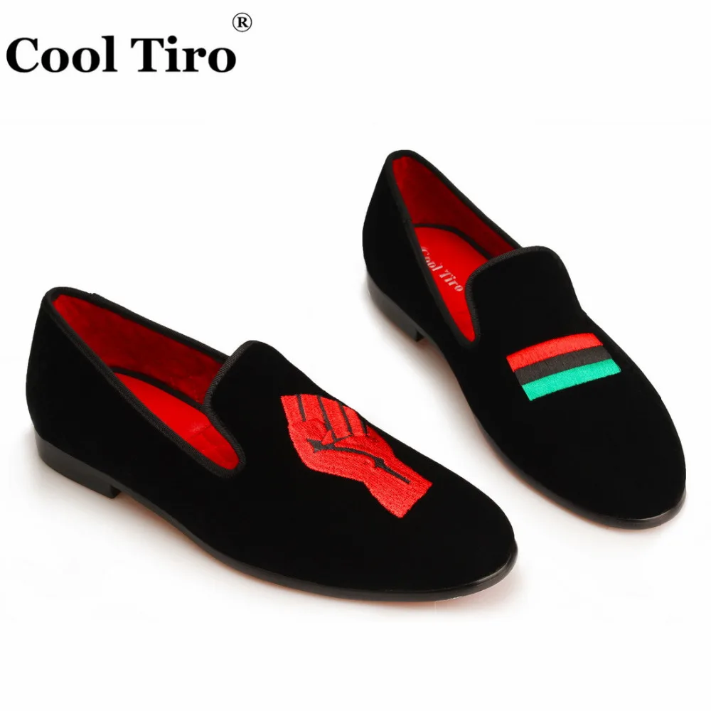 black VELVET SLIPPERS WITH EMBROIDERY (10)