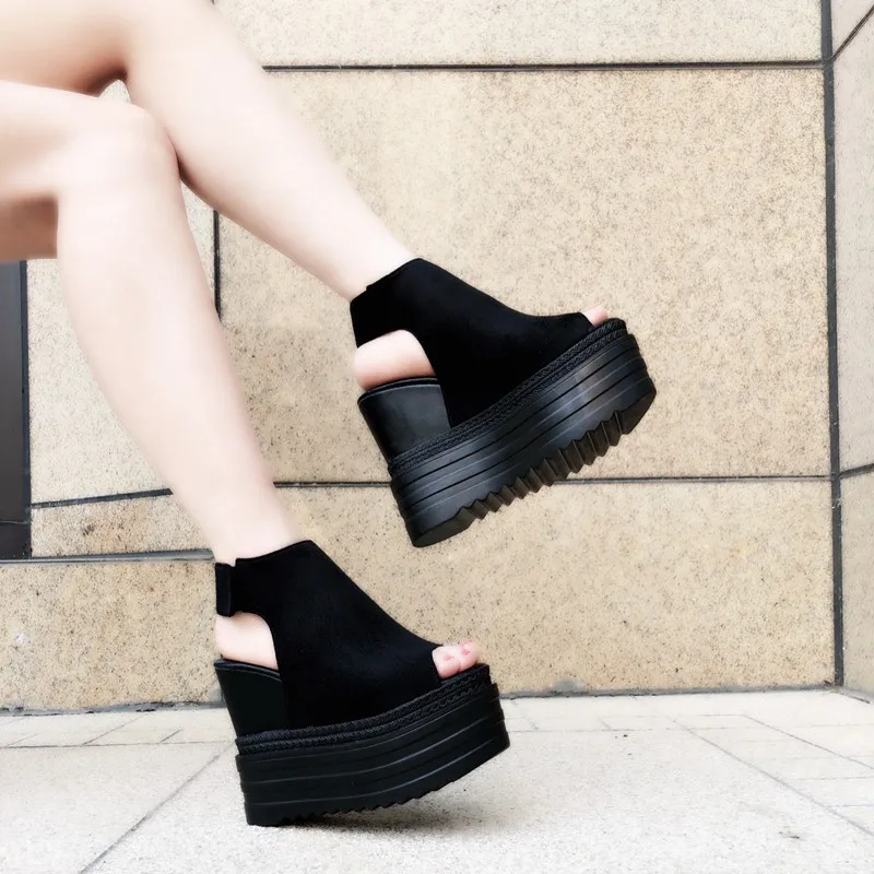 Г., новые летние корейские женские туфли с широко открытым носком на танкетке, женские босоножки Обувь в римском стиле на толстой рифленой подошве