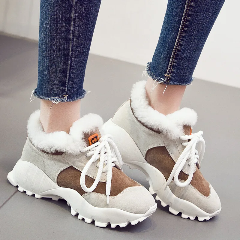 

2018 winter new thick-soled color matching casual shoes women fashion warm plus velvet leather flat shoes.