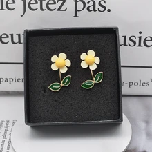 Ins модные лепестки для девочек серьги цветок ромашки темперамент серебряные иглы леди сладкий серьги