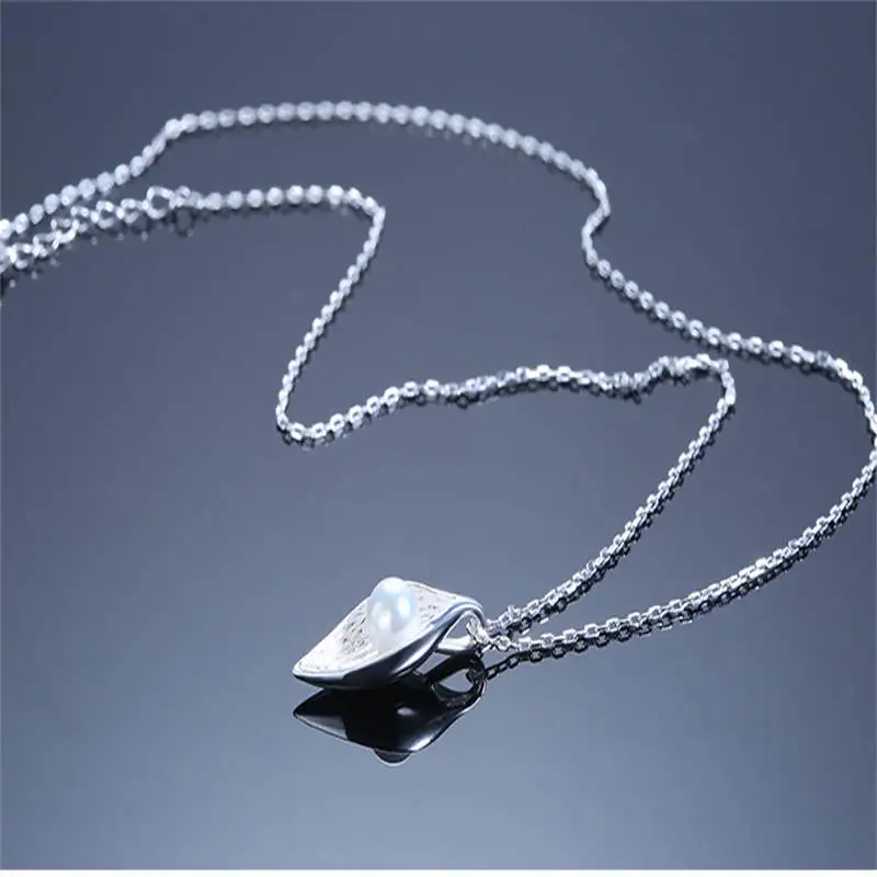 

Romantic Leaf Pearl Elegant Pendant Necklace Real 925 Sterling Silver Fine Jewelry For Women Engagement Accessories Gift 451798