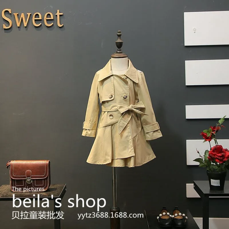 

2018 spring new children's clothing jacket girls embroidery foreign style simple double-breasted printing pattern trench coat