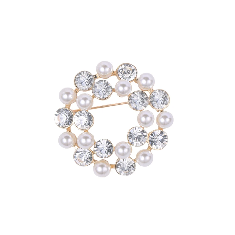 

WEIMANJINGDIAN Brand Simulated Pearl and Crystal Circle Brooch in Gold Color Plated