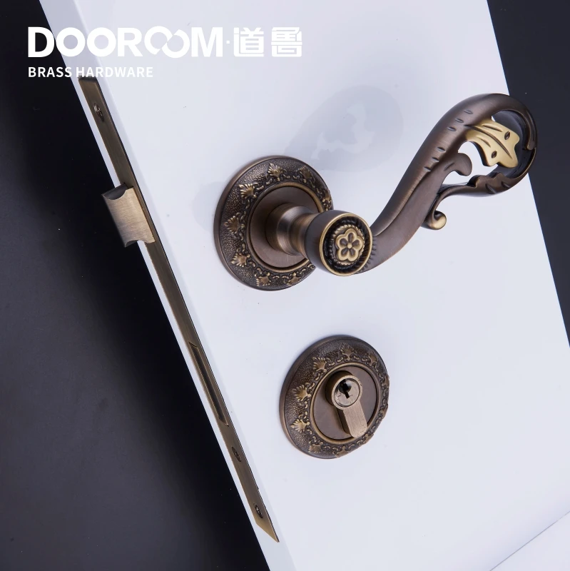 Dooroom латунный дверной рычаг Американский пасторальный французский Европейский Римский гравировальный твердый деревянный дверной замок для спальни латунная ручка