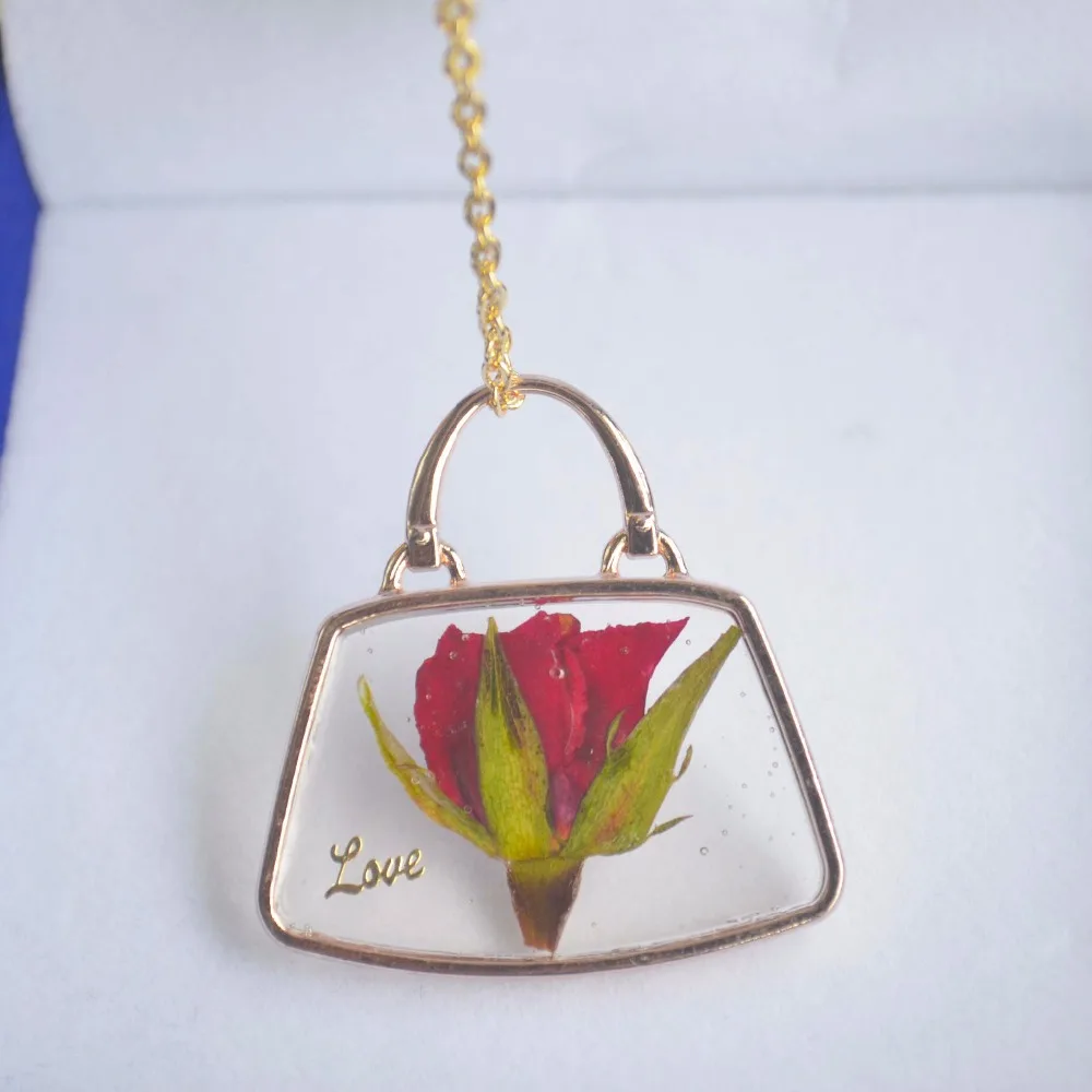 

Red Rose Real Flower Resin Love Handbag Gold Color Chain Statement Necklace Women Choker Jewelry Boho Bohemian Charms Romantic