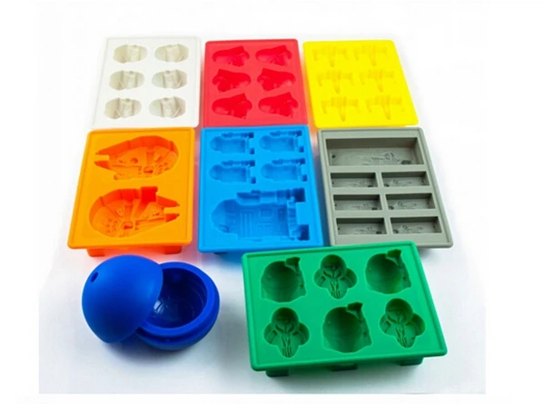 

2015 Popular Death Star Wars Darth Vader Storm Trooper Falcon X-Wing Hans Solo Boba Fett Helmet Silicone Mold Ice Cube Tray