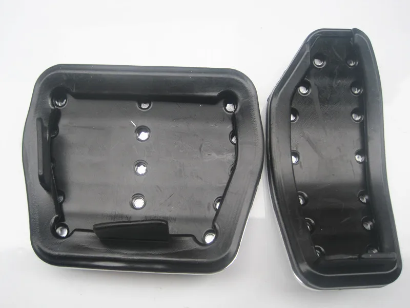 Alloy-Brake-Accelerator-No-Drill-Pedal-Non-slip-Pad-Cover-For-Nissan-Qashqai-AT-Accessories (1)