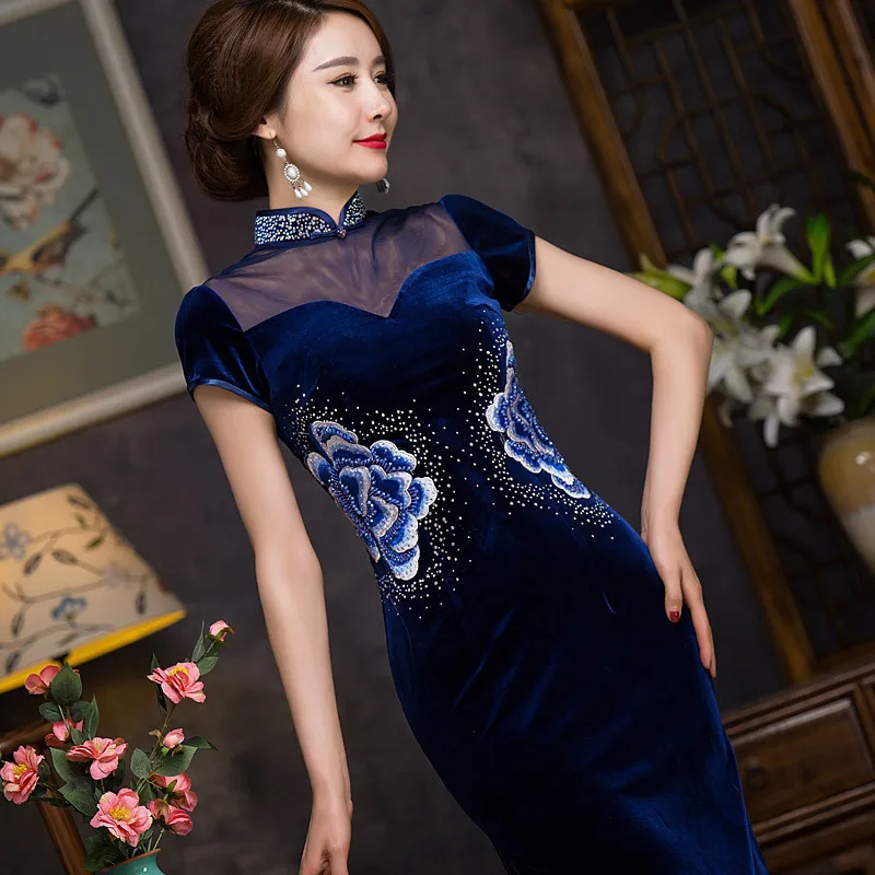 

Traditional Chinese Fashion Velvet Cheongsam Illusion Neckline Oriental Long Dress Winter Qipao Dresses Cheongsams Velour Qi Pao