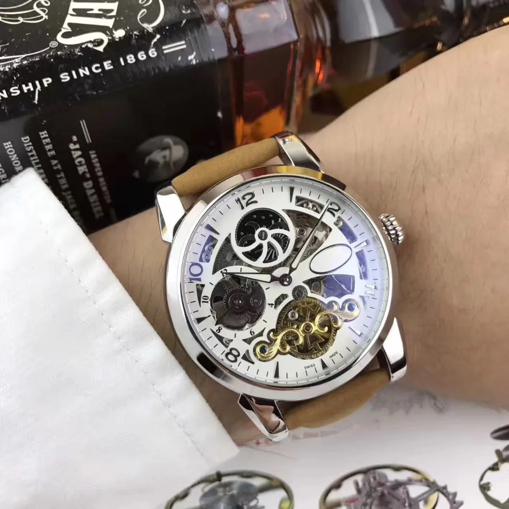 

Mens Watches Top Brand Runway Luxury European Design Automatic Mechanical Watch S0760