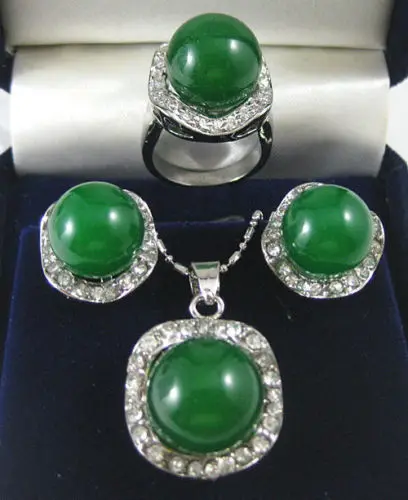 

Free shipping Charming Green Jade&pink coral inlay Earring Pendant Necklace Ring A681 set